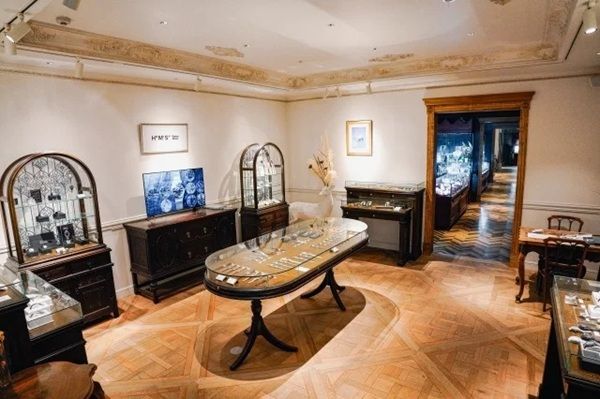 【大阪府大阪市】ウォッチ・クロックのセレクトショップ「H°M’S” WatchStore」が心斎橋にオープン！