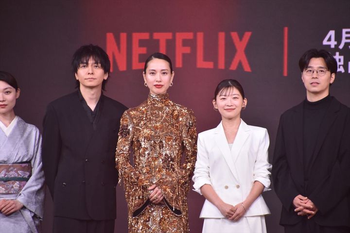 Netflixシリーズ『地獄に堕ちるわよ』の配信記念PARTYに出席した生田斗真、戸田恵梨香、伊藤沙莉、田村健太郎 クランクイン！ width=