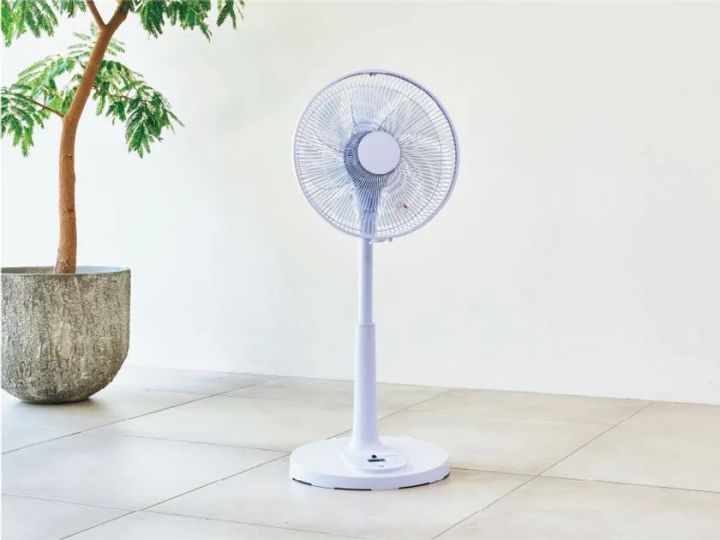 ラベンダーをイメージしたやすらぎカラー。