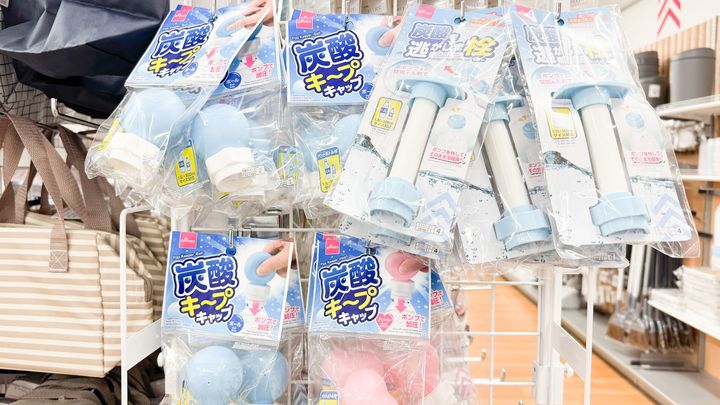 100均ダイソー「炭酸キャップ」の実力を検証！セリア・キャンドゥにもある？