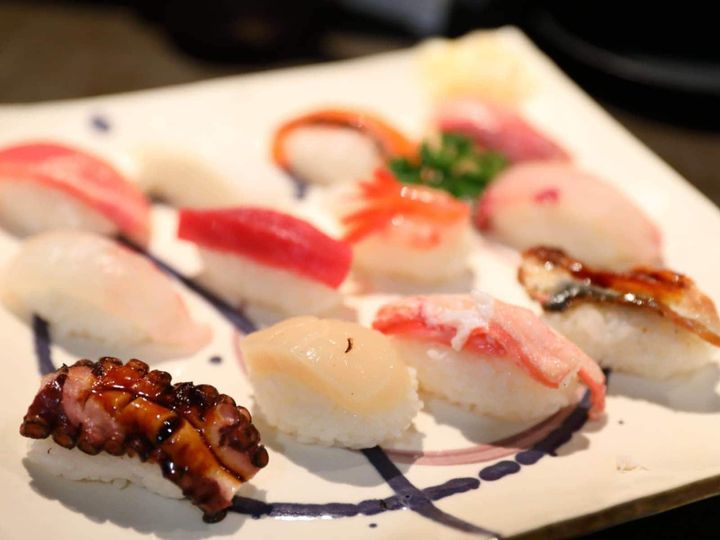 All About ニュース編集部が全国250人を対象に実施した「都道府県のイメージに関するアンケート」の調査結果から、寿司がおいしいと思う都道府県ランキングを発表！ 2位「石川県」を抑えた1位は？※画像はイメージです