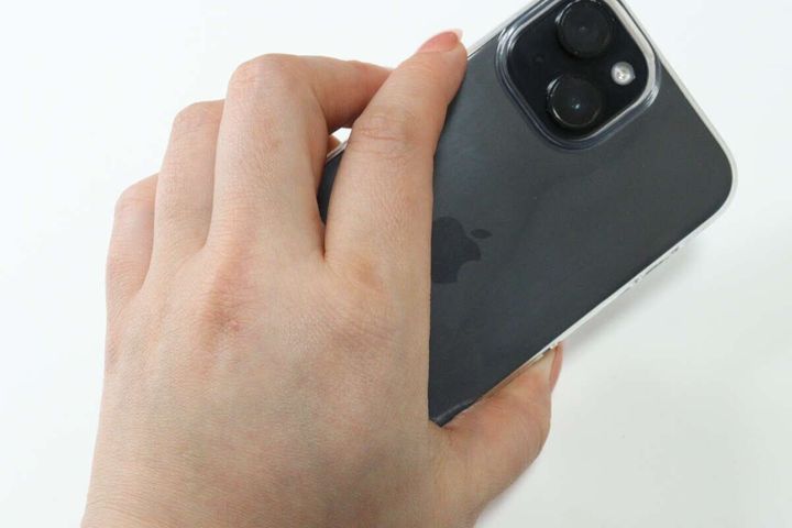 ダイソーのスマートフォンスタンドの使用例