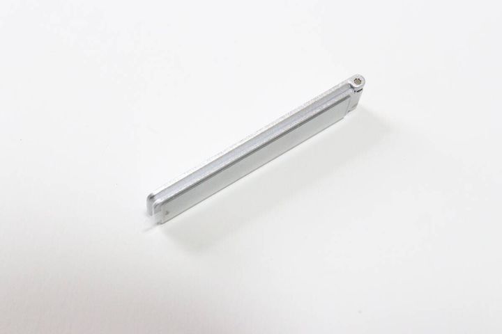 ダイソーのスマートフォンスタンドの側面