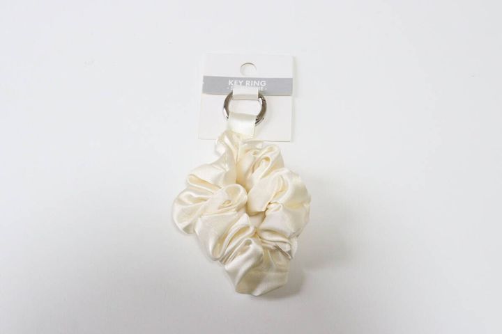 ダイソー シュシュチャーム 商品タグ