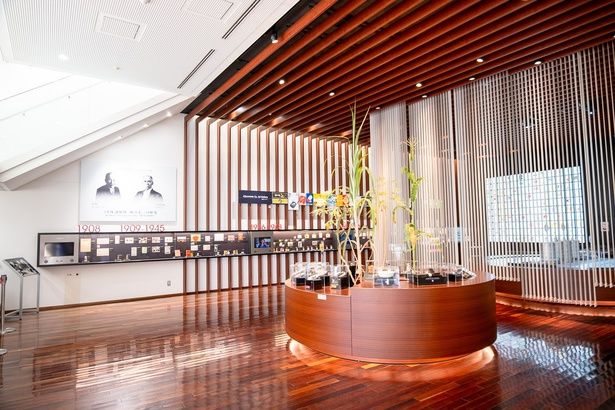 ヒストリーや、現在の味の素について知ることができるギャラリーも併設。こちらは、無料で楽しめる