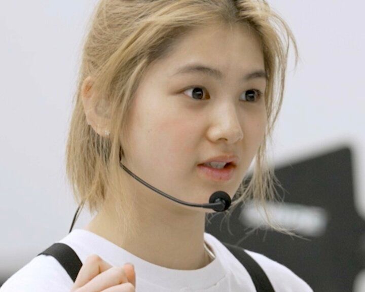 「ルックスが完璧」と絶賛された練習生、HYBE大物コーチに間違いを指摘されるも