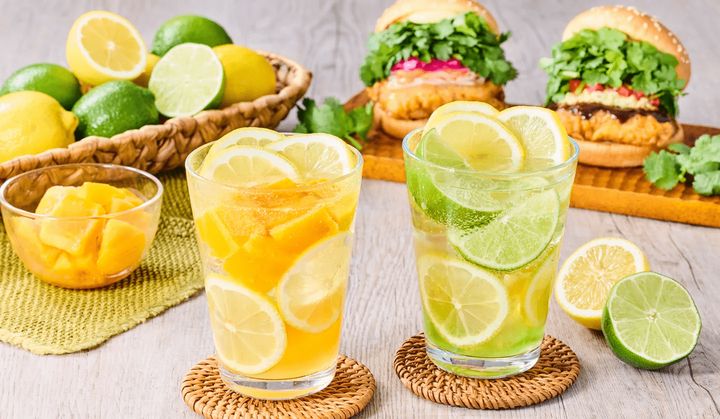 フローズンフルーツレモネードソーダ