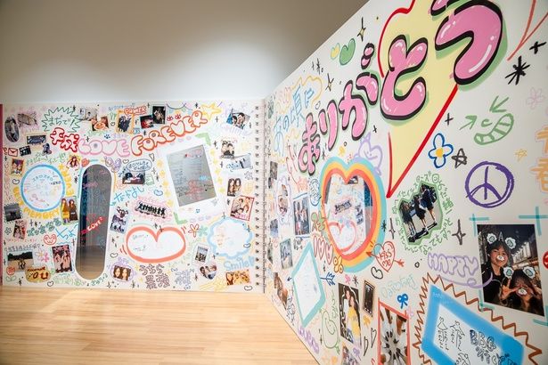 エンディングに、プリ帳を模した巨大なパネルが登場。自由に書き込んで楽しもう