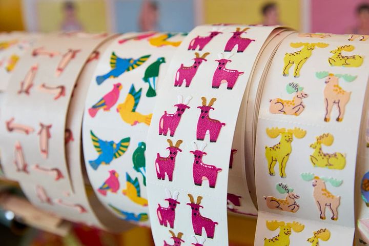 「ロールステッカー」各143円（1シート）