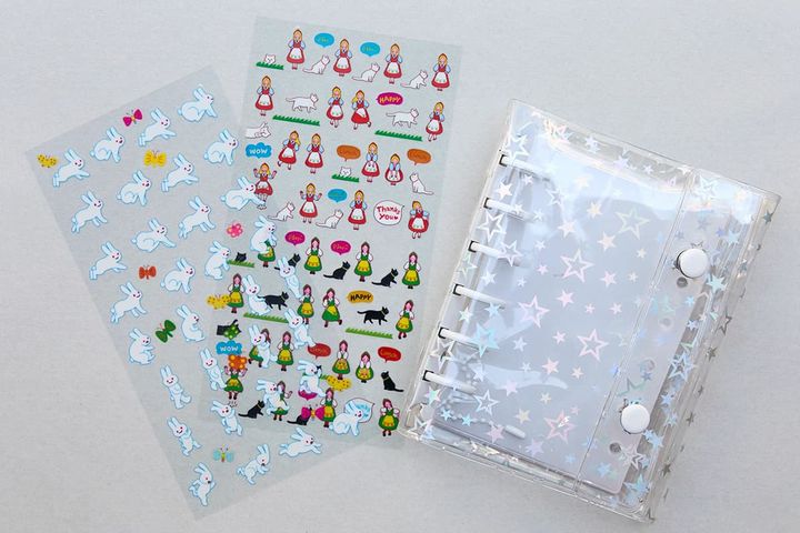 「フリップブックシール」各330円、「シールバインダー」770円