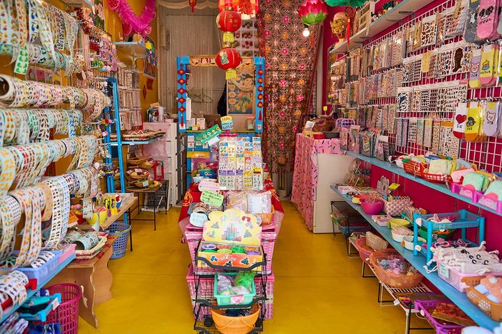 「RIRI MARKET」内観