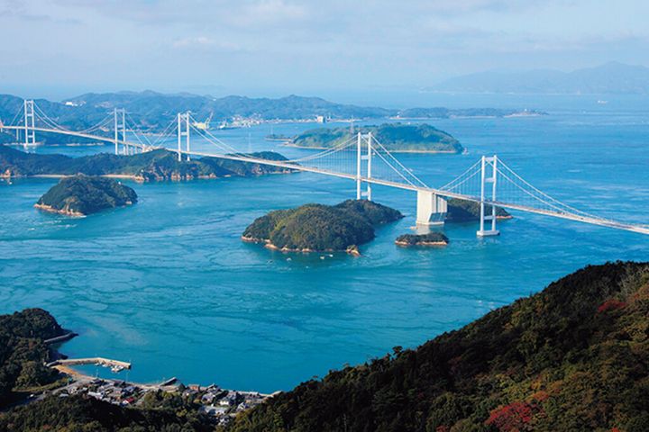 【春に走りたい絶景ロード4選】新しい仲間と走り出す、桜と新緑のツーリングルート