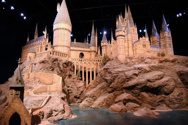 細部まで忠実に再現されたホグワーツ城の模型 撮影：ソムタム田井