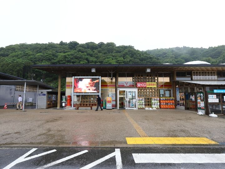 All About ニュース編集部が全国250人を対象に実施した「道の駅に関するアンケート」の調査結果から、お土産が充実していると思う「宮城県の道の駅」ランキングを発表！ 2位「上品の郷」を抑えた1位は？