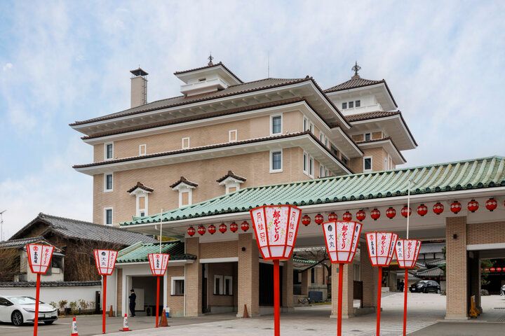 クラシカルな近代建築を再生した「帝国ホテル 京都」で、憧れのホテルステイ&グルメ