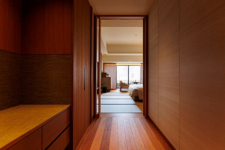 クラシカルな近代建築を再生した「帝国ホテル 京都」で、憧れのホテルステイ&グルメ