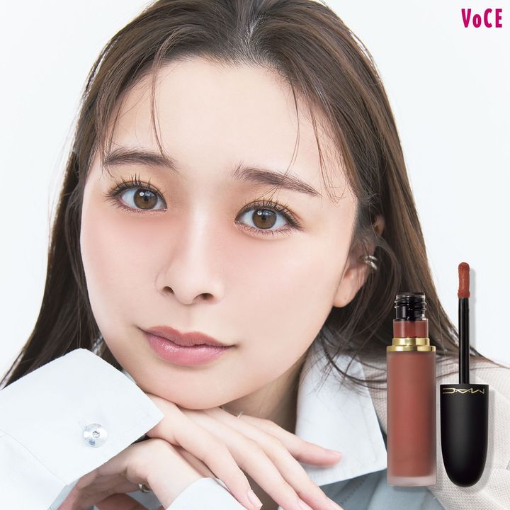 暗めカラーで血色も小顔も手に入れる！ヘアメイク沼田真実さんのチークシェーディング