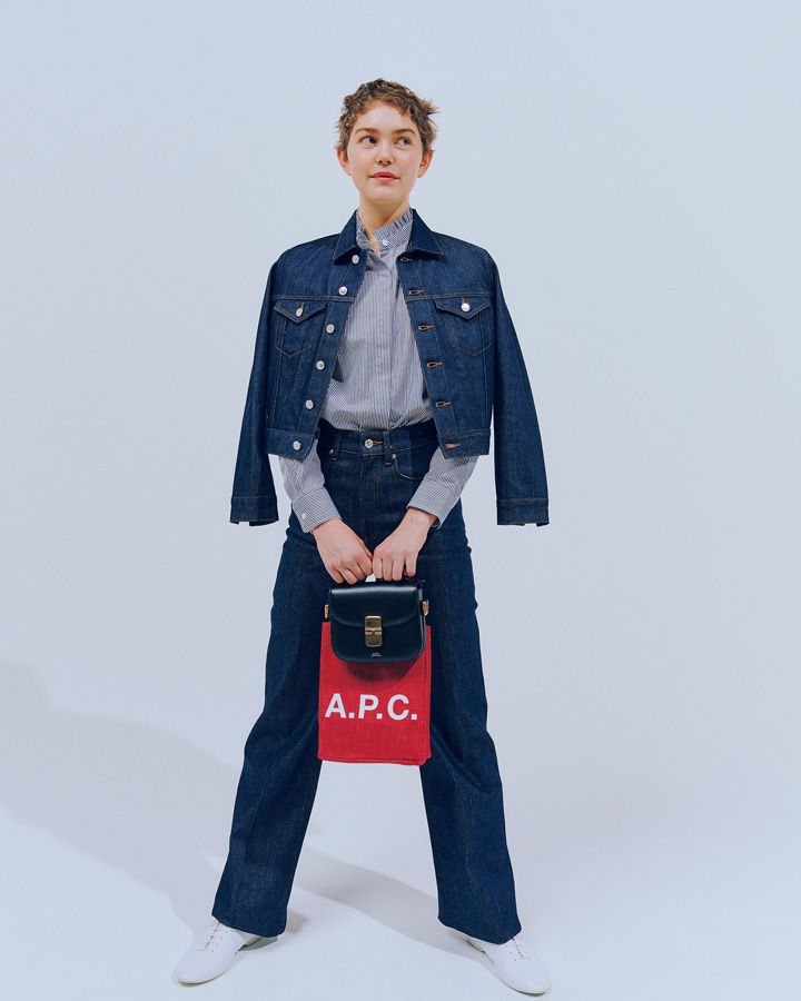 やっぱり定番は間違いない。《アー・ペー・セー》のデニムで決めたコーデ【本日のFUDGE GIRL-4月16日】