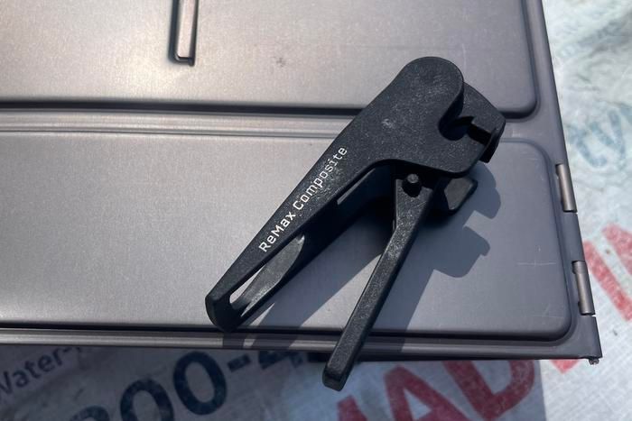 エバニューのReMax Potlifter(