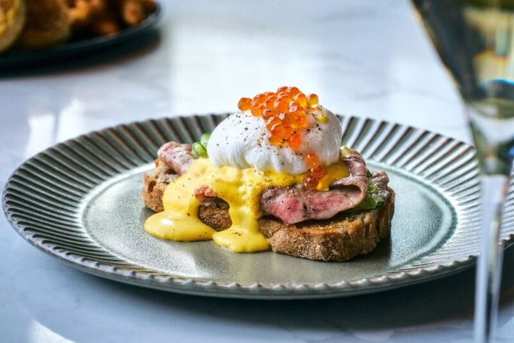 エッグベネディクト