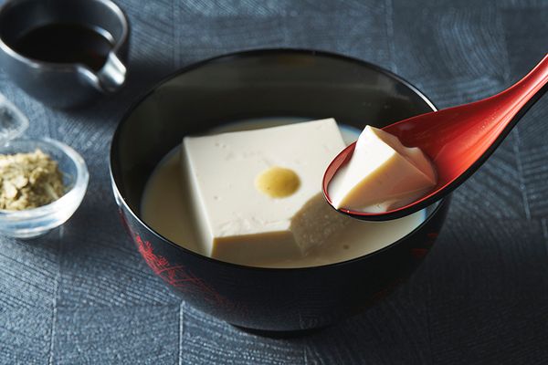 【沖縄県恩納村】ルネッサンス リゾート オキナワに「島豆腐」を魚介や島野菜とともに味わう会席が登場