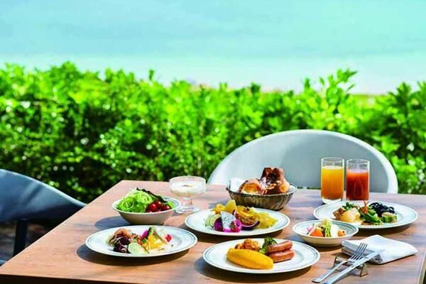 【沖縄県恩納村】ルネッサンス リゾート オキナワに「島豆腐」を魚介や島野菜とともに味わう会席が登場