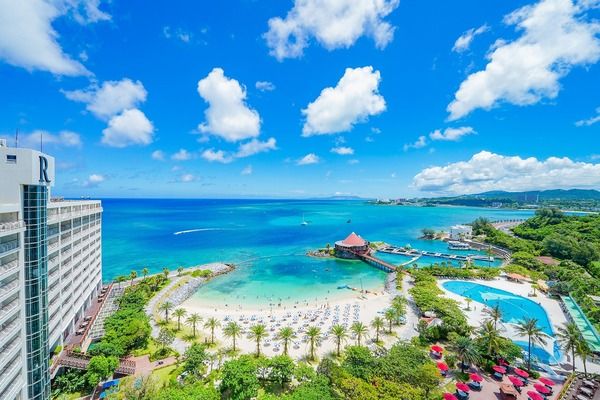 【沖縄県恩納村】ルネッサンス リゾート オキナワに「島豆腐」を魚介や島野菜とともに味わう会席が登場