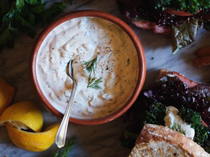 ディルのサワークリームディップ