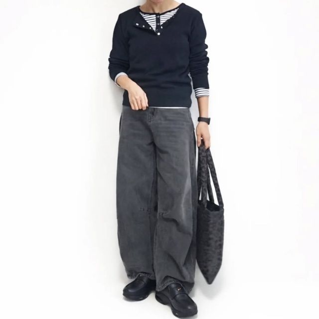 しまむら「TCPUテレコヘンリープルオーバー」パンツコーディネート