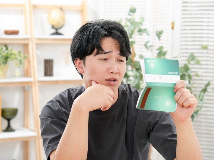 将来への貯蓄や自己投資を優先し、支出を抑えられる実家を賢い生活拠点として選ぶ社会人も増えています。今回は、沖縄県浦添市在住・29歳男性のエピソードを紹介します。