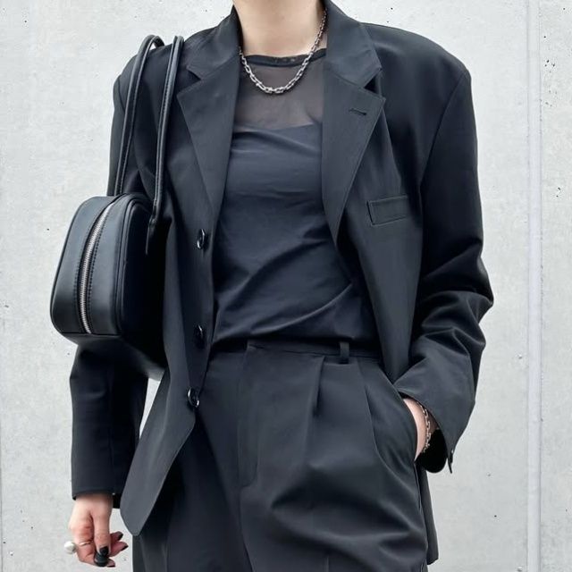 Uniqlo U「テーラードジャケット」