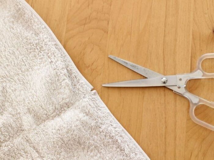 使い古したバスタオルを「ラク～♡」に雑巾リメイクする方法！もうボロボロにならないヨ