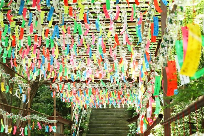 如意輪寺（かえる寺） 風鈴まつり 階段
