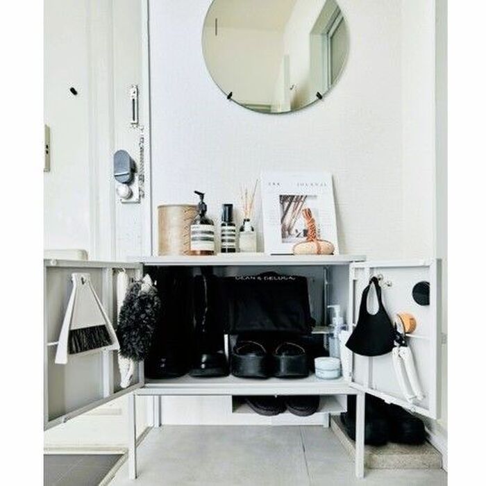 【40代の一人暮らし】25平米ワンルーム。限られた空間ですっきり暮らす「家具選び」と「収納」のコツ