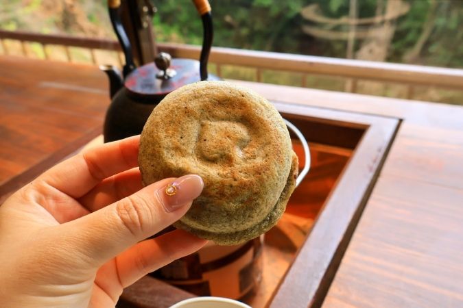 茶房びんずけ屋 季節の愛宕餅