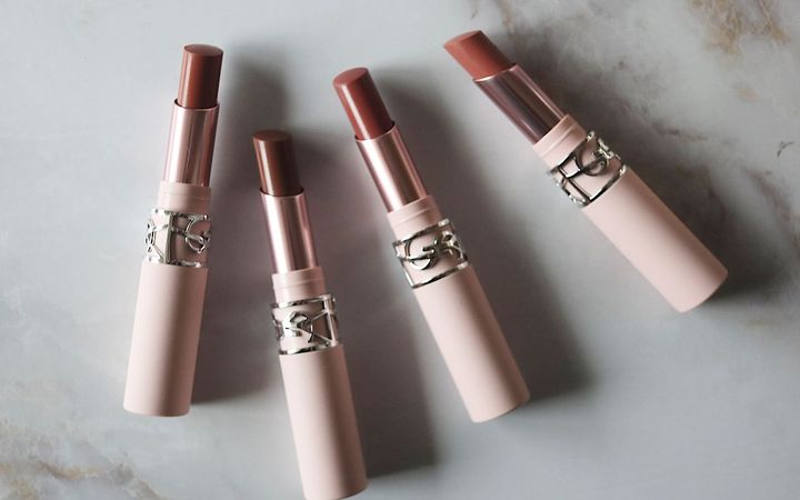 イエベ秋におすすめのイヴ・サンローラン「YSL ラブヌード リップスティック」はこちら！