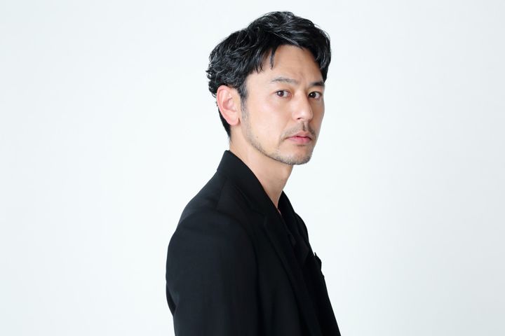 綾瀬はるか＆妻夫木聡、初対面から20年超 夫婦役での共演で改めて気づいたお互いの魅力 width=