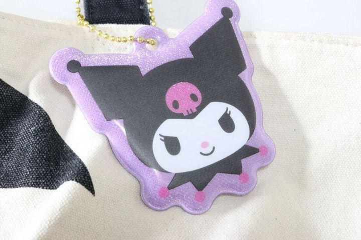 ダイソー 反射キーホルダー クロミ