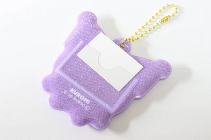 ダイソー 反射キーホルダー クロミ 台紙