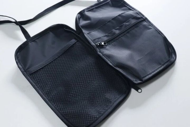 ダイソー メッシュポケット付ウォレットショルダーバッグ デザイン