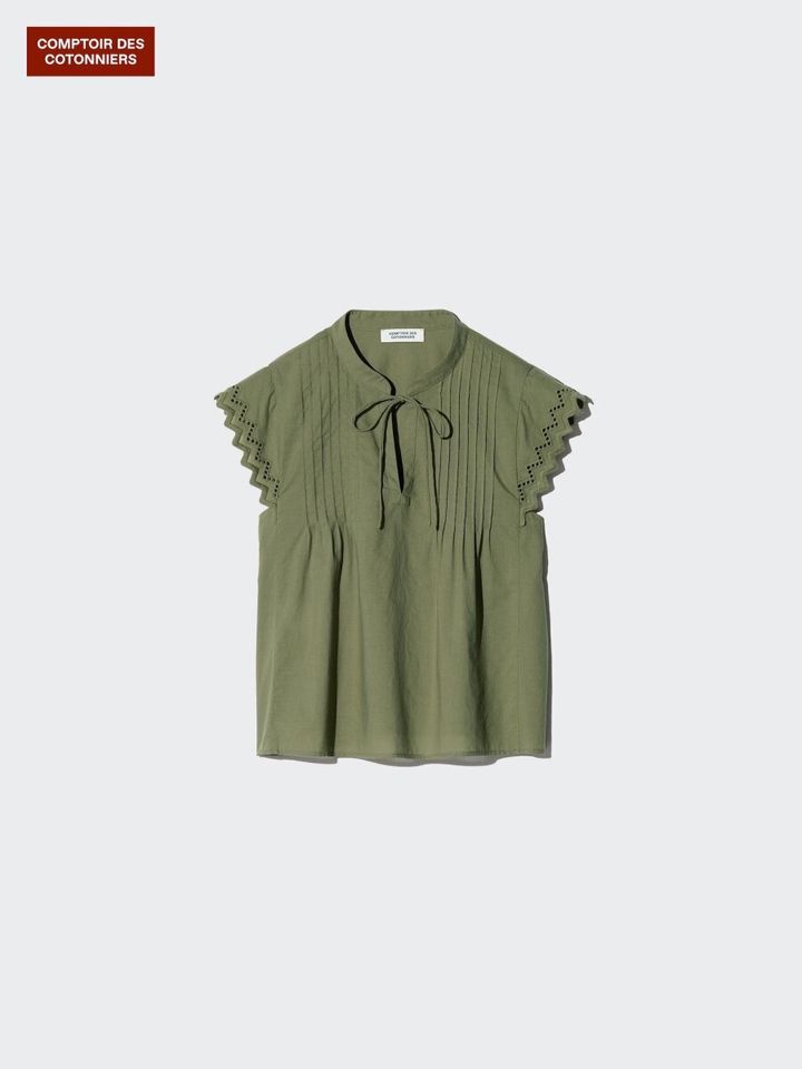 ユニクロのコットンブラウス