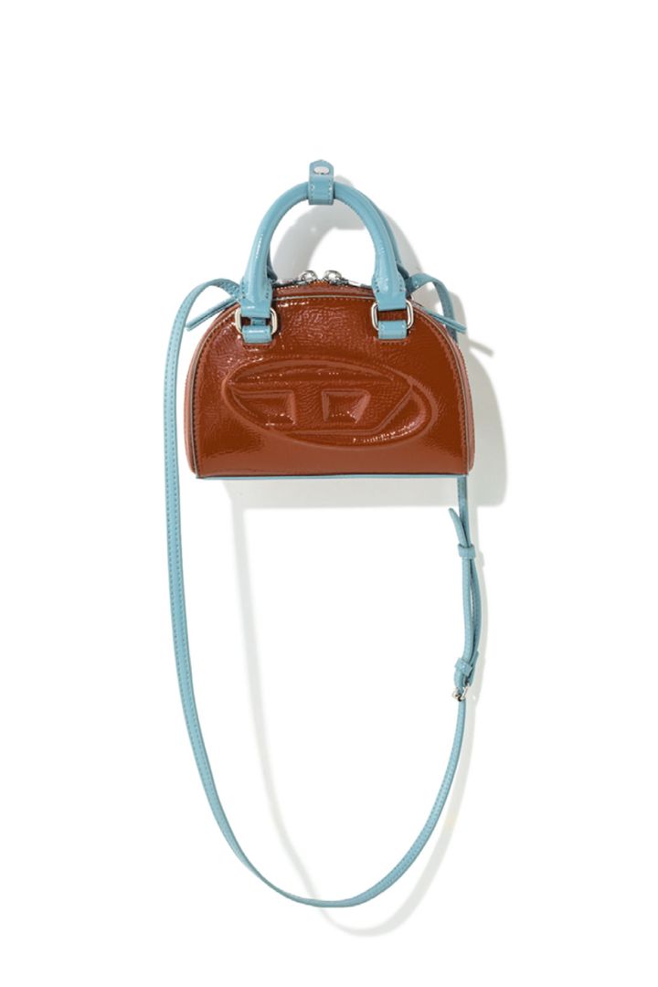 W18.5×H13×マチ4㎝ ¥46,200（ディーゼル／ディーゼル ジャパン TEL. 0120-55-1978）