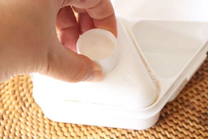 ダイソー おにぎりランチボックス（580mL） 押し型