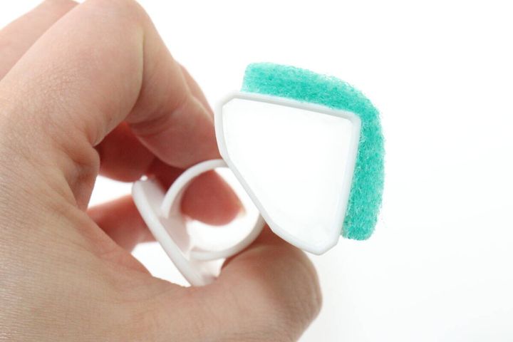 角の極み 浴室ブラシ ガラスビーズ入 形状