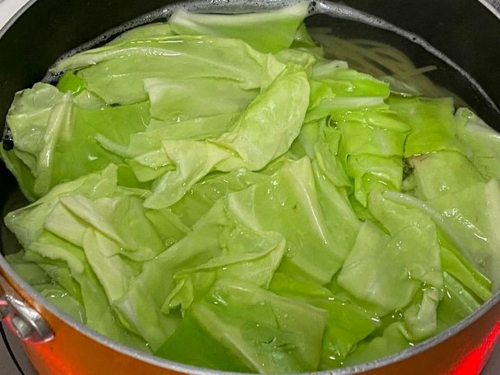 春キャベツと桜エビのペペロンチーノ