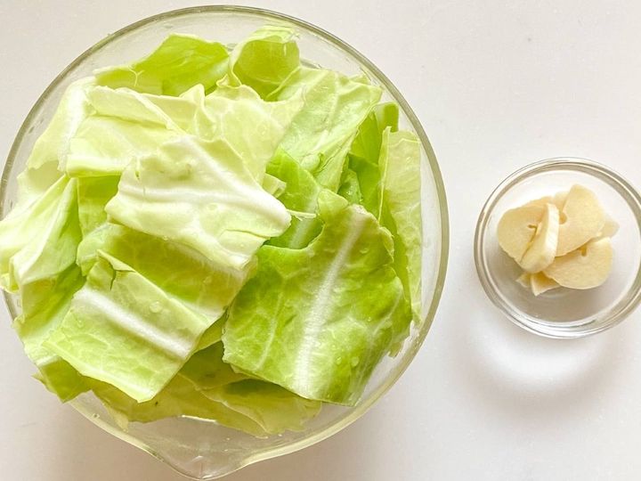 春キャベツと桜エビのペペロンチーノ