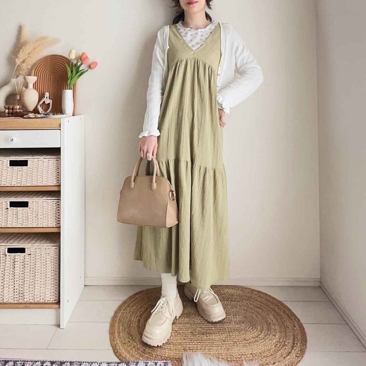 画像: やさしい色合いでまとめる春のワンピースコーデ