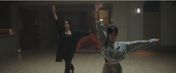 【写真を見る】明日もきっと「大丈夫！」になる“3つの処方箋”と称して、キム・ヘヨン監督の言葉も交えながら紐解いていく [c]2023 TWOMEN FILM ALL RIGHTS RESERVED.