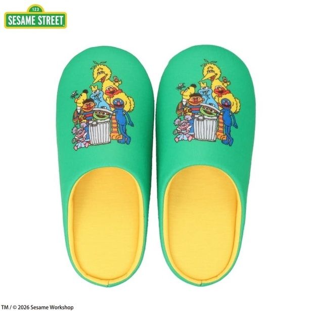 「ルームシューズ(キャラクター集合)」(1089円)