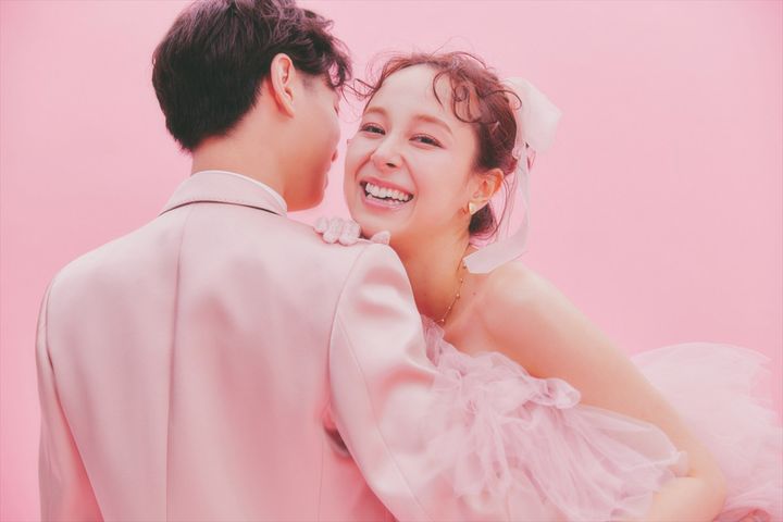 佐藤ミケーラ倭子が『ゼクシィ』で結婚を発表 width=